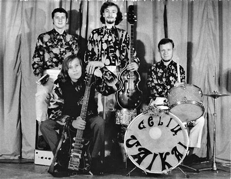 Lietuvos roko muzikos grupė Rebelheart gyvas pasirodymas