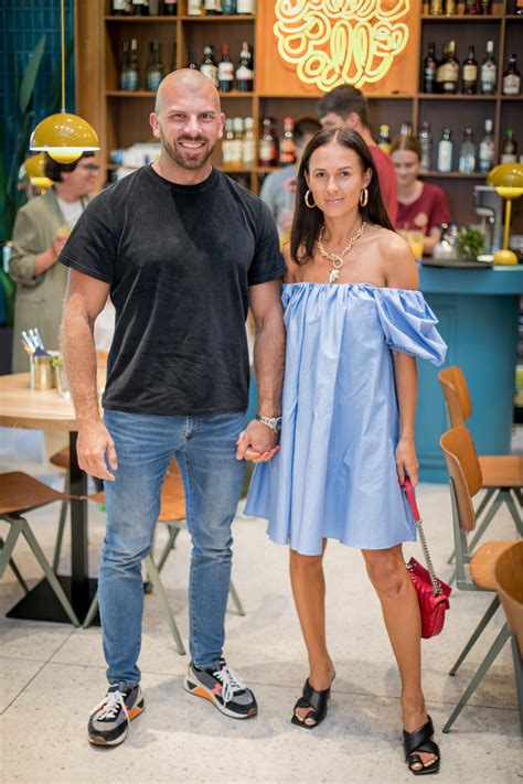 Artūras Lebedenko-Swan ir jo žmona Ieva Swan