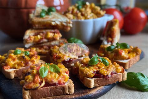 įvairūs patiekalai su kukurūzais