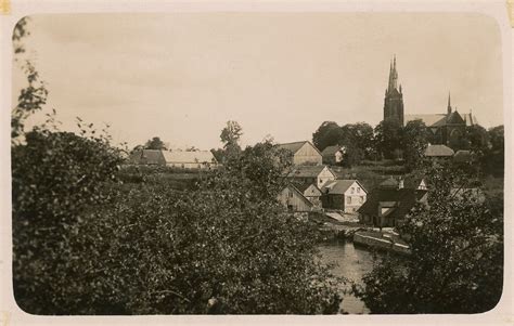 Viekšnių miestelio panorama su Ventos upės vaizdu