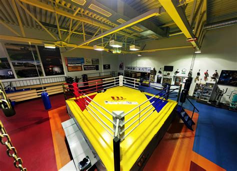 Nauja bokso salė Karoliniškėse