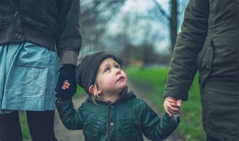 vaikas derasi su tėvais