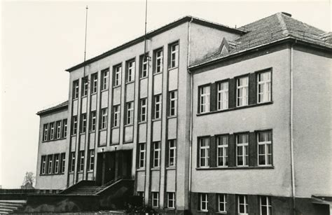 Kriaunų septynmetės mokyklos 7 klasė su mokytojais, 1952 m.