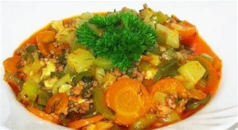 daugiaryžis su daržovėmis ir mėsa