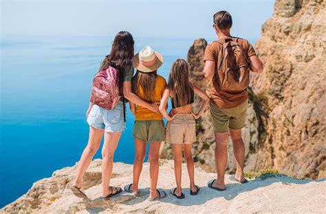 šeima su vaiku kelionėje