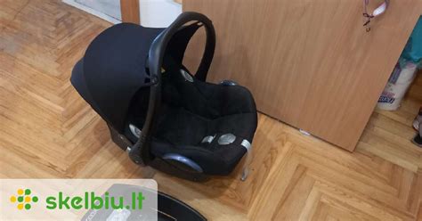Vaiko automobilinė kėdutė ir kelionės reikmenys